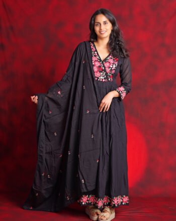 Graceful Black Mulcotton Suit Set for Women