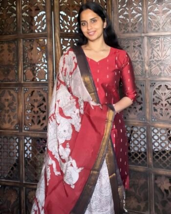 Elegant Raw Silk Kurta with Chennuri Silk Dupatta for Festive Wear